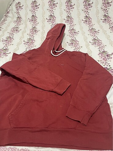 Levıs sweat