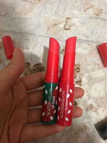 flormar lip balm