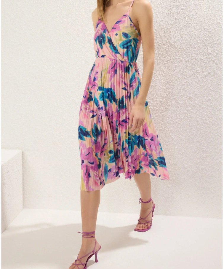 MUHTEŞEM ÇİÇEKLİ PİLİSELİ ELBİSE - Görsel 2