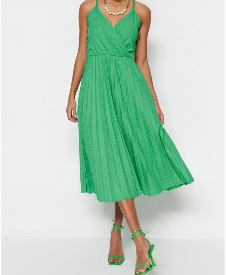 PİLİSELİ YEŞİL ELBİSE - Görsel 2