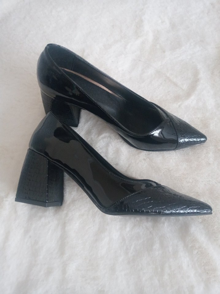 Siyah Yılan Desenli Modern Klasik Topuklu - Görsel 2