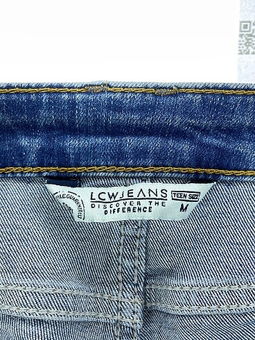 LC Waikiki Mini Şort %70 İndirimli. - Görsel 4