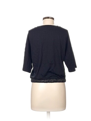 m Beden Twist Bluz %70 İndirimli.