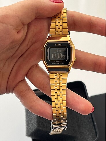 Beden Kadın Casio Retro LA680WGA-9BDF Altın Rengi Dijital Saat