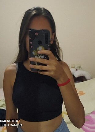 Siyah crop