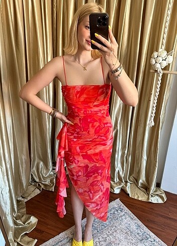 Zara Tül drapeli elbise