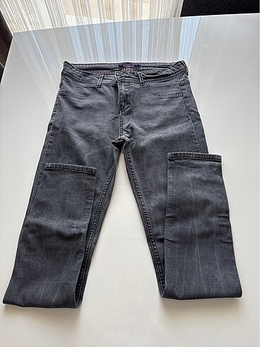 Bershka dar paça pantolon