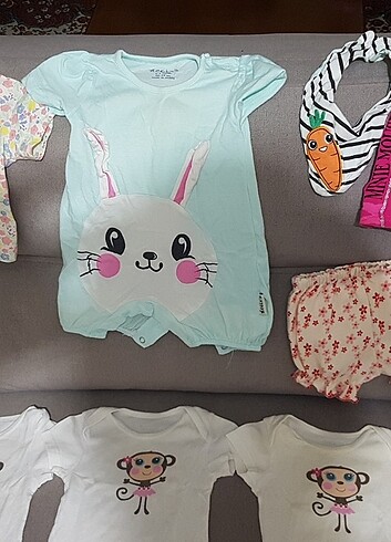 6 Ay Beden beyaz Renk 6- 9 ay body, şort