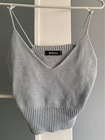 Urban Outfitters Askılı crop bluz triko