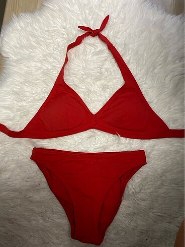 Penti kırmızı bikini takımı