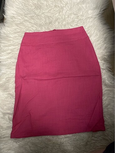 Pembe kalem etek