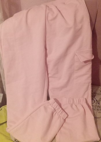 Kız Çocuk Pembe Rahat Kesim Eşofman Altı