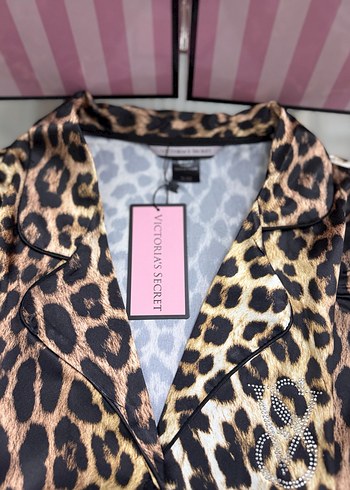 Victorias Secret Leopar Desenli Pijama Takımı 3XL Beden - Görsel 3