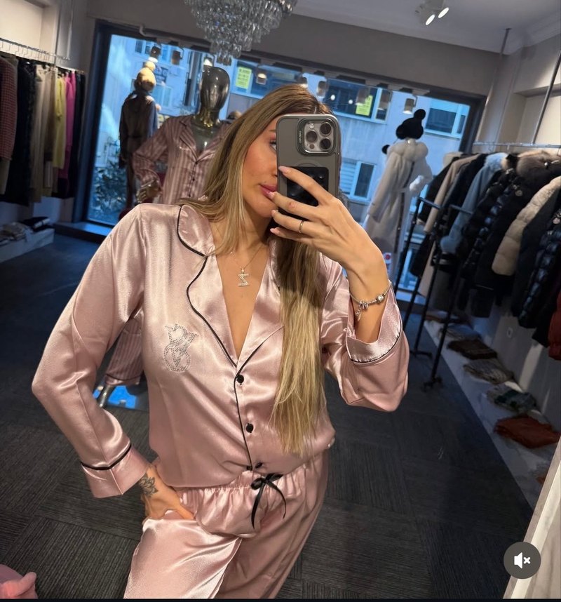 Victorias Secret Pijama Takımı M Beden - Görsel 3