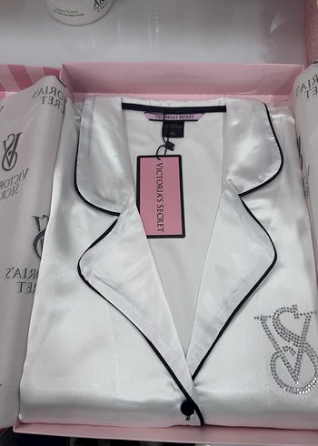 Victorias Secret Uzun Kollu Beyaz Pijama Takımı M Beden - Görsel 2