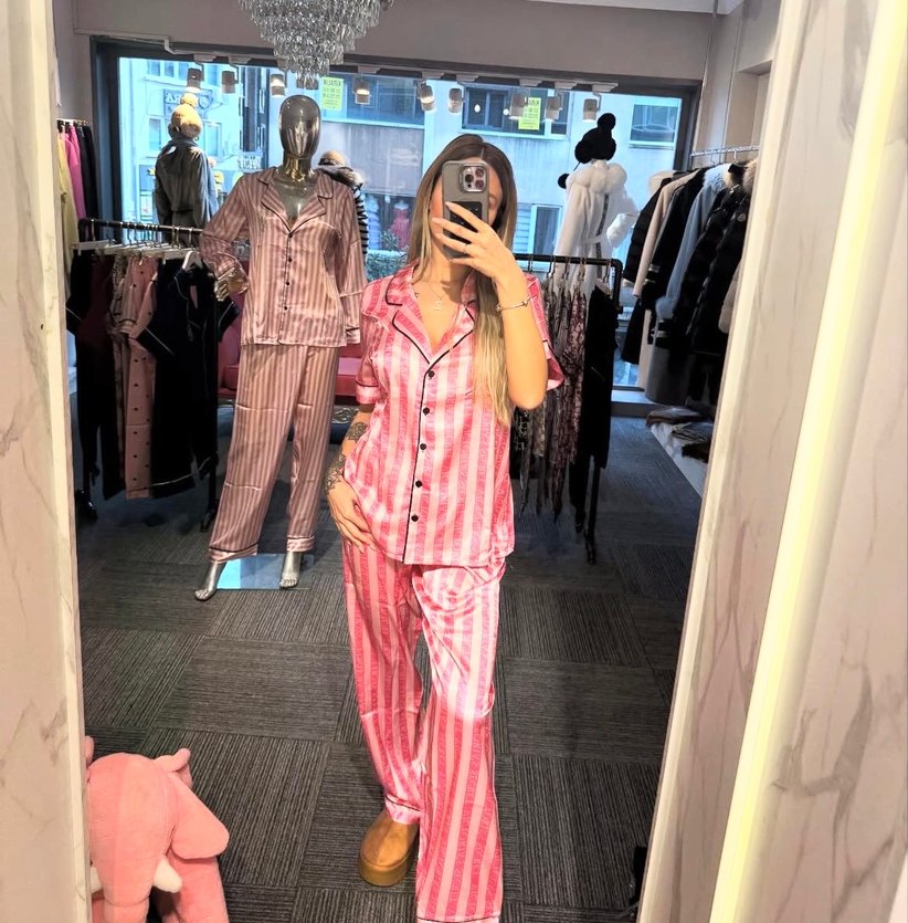 Victoria's Secret Pembe Kısa Kollu Pijama Takımı L Beden - Görsel 3