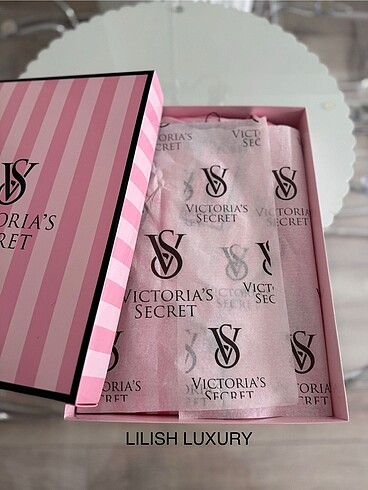 Victoria s Secret VICTORIA SECRET TAŞLI PİJAMA TAKIMI M BEDEN