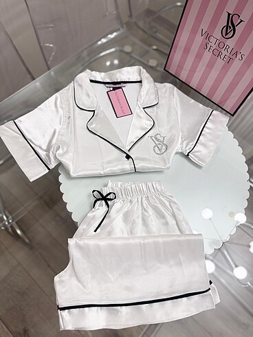 Victoria s Secret VICTORIA SECRET BASKILI PİJAMA TAKIMI XL BEDEN