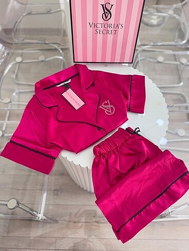 VICTORIA SECRET TAŞLI PİJAMA TAKIMI XL BEDEN