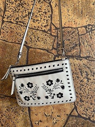 Stradivarius Çapraz Çanta