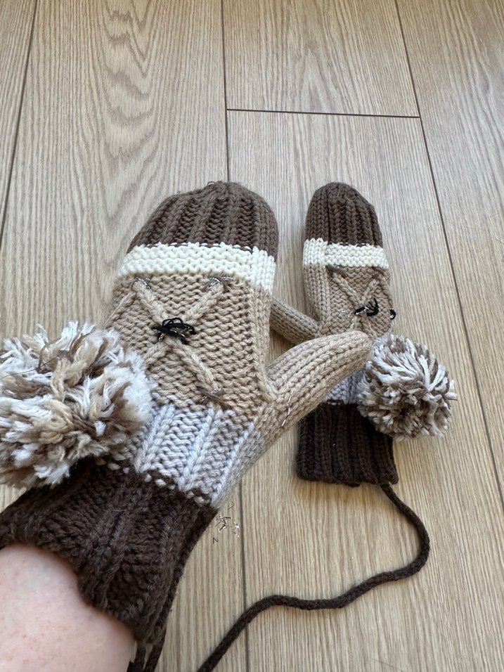 Kadın Örgü Şık Eldivenler Ponponlu - Görsel 4