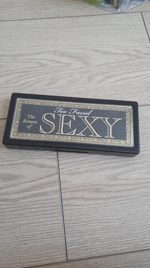 Too Faced The Return of Sexy 15'li Far Paleti