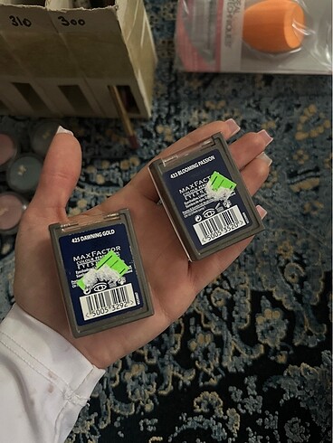 Max Factor İkisinin fiyatıdır orijinal göz farları max factor