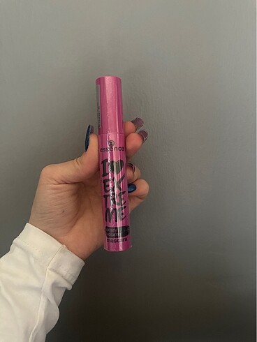 Essence maskara