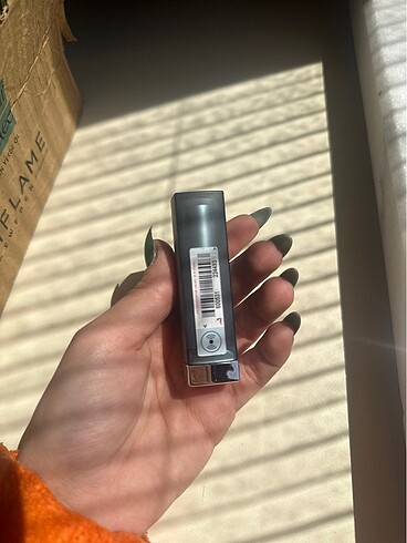 Maybelline ruj 965 no