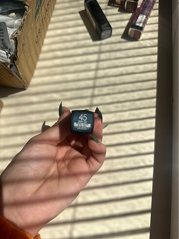 Maybelline Maybelline ruj yeşil