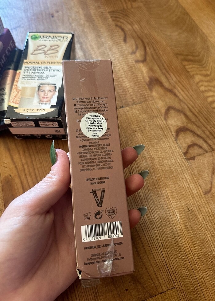 İkili göz kalemi ve kalemtraş - Görsel 2