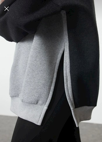 Kadın Gri Kapüşonlu Yan Yırtmaçlı Sweatshirt - Görsel 4