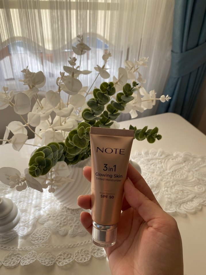NOTE 3in1 Glowing Skin BB Krem SPF 50 - Görsel 2
