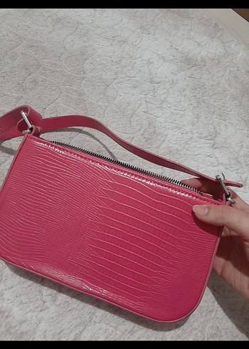 Yılan Dokulu Pembe Deri Fermuarlı Çanta - Görsel 2