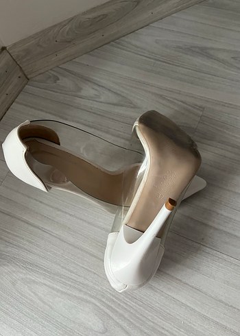 Beyaz Şeffaf Stiletto Topuklu Kadın Ayakkabı - Görsel 3