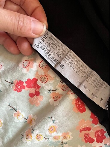 xs Beden çeşitli Renk Bershka Kolsuz Crop Ust (2 adet)