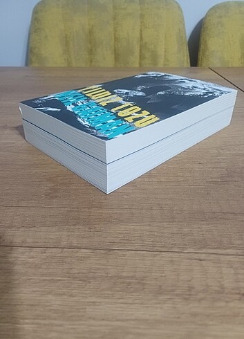  Beden Neil Gaiman - Yıldız Tozu - Kıyamet Gösterisi - Terry Pratchett 