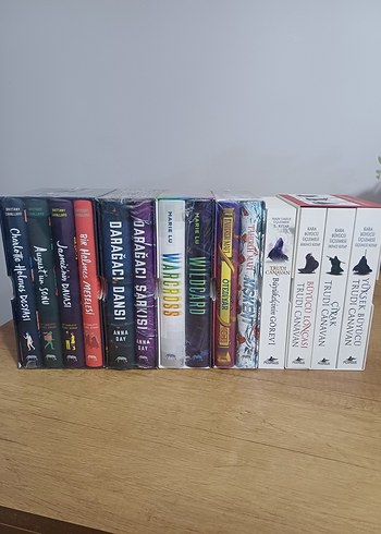 Warcross - Ötediyar - İthaki - Yabancı Yayınları