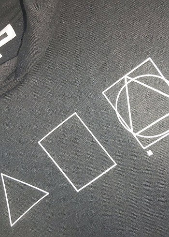 Alexander mc queen medium sweat 999tl - Görsel 3