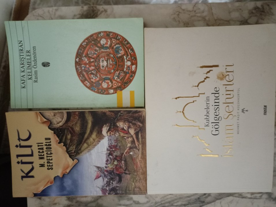 Karışık kitap toplu alımda indirim - Görsel 5