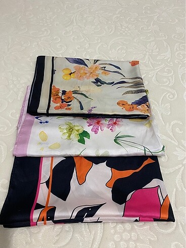 Desenli twill şal