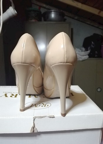 Bej Stiletto Topuklu Kadın Ayakkabı - Görsel 4