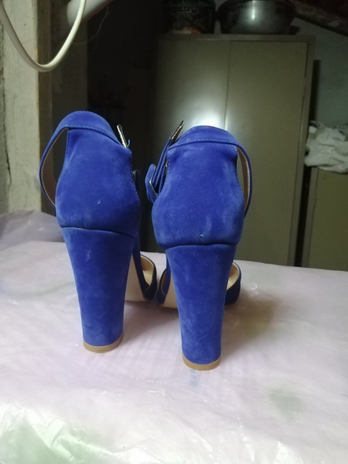 Klasik Mavi Süet Tokalı Topuklu Ayakkabı - Görsel 3