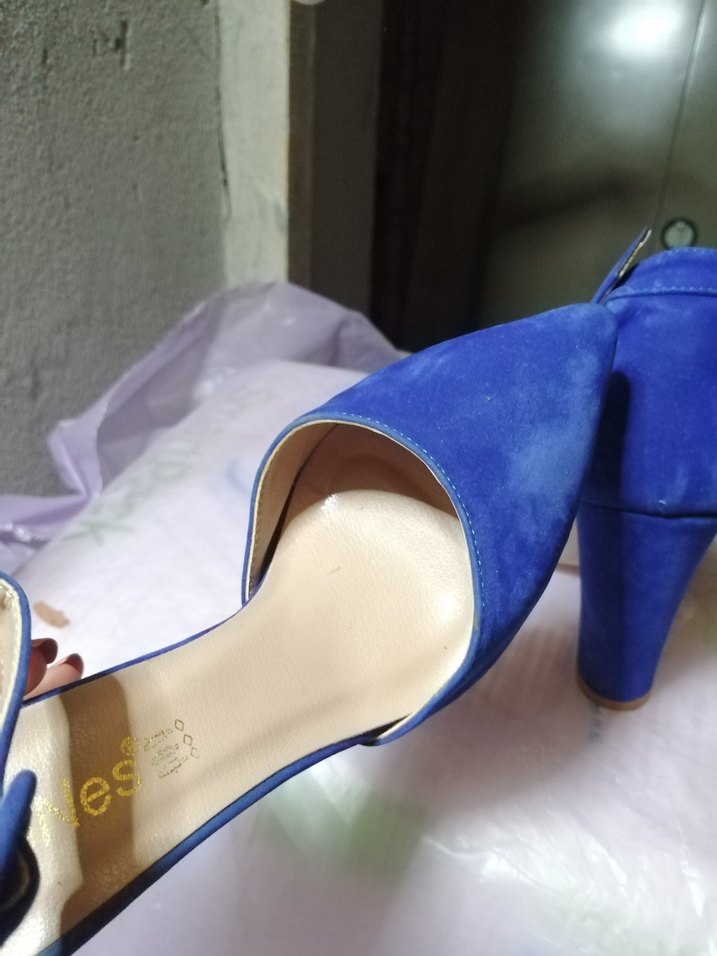 Klasik Mavi Süet Tokalı Topuklu Ayakkabı - Görsel 4