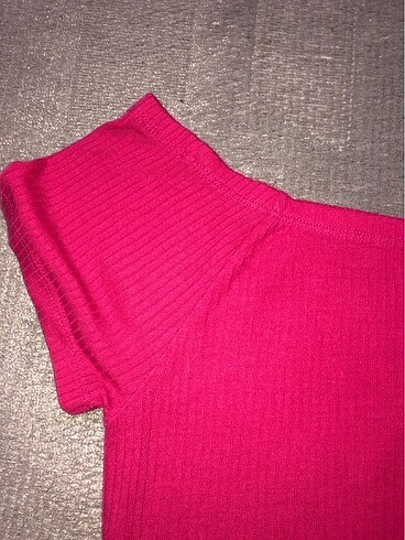 Bershka Pembe kısa kollu body