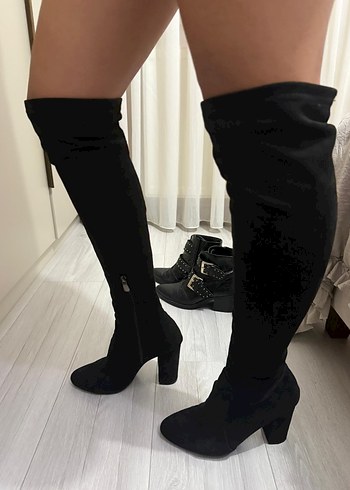 Siyah Süet Dizüstü Topuklu Botlar - Görsel 2