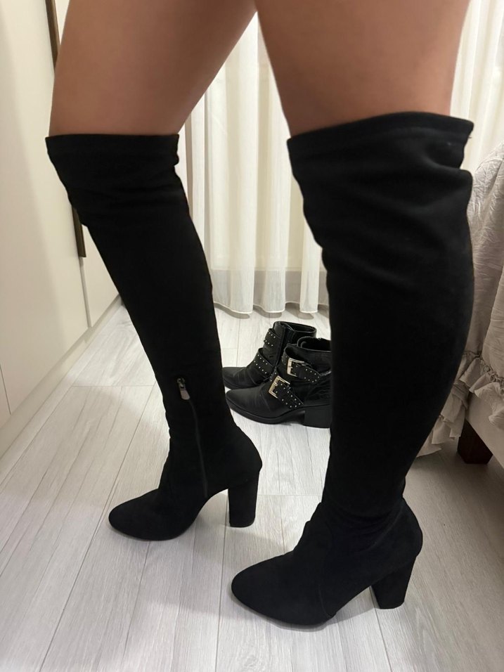 Siyah Süet Dizüstü Topuklu Botlar - Görsel 2