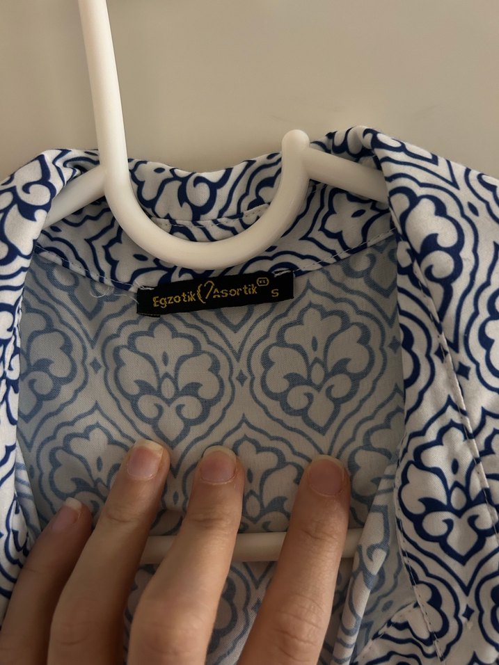 Gri Desenli Kısa Kollu Midi Elbise - Görsel 3