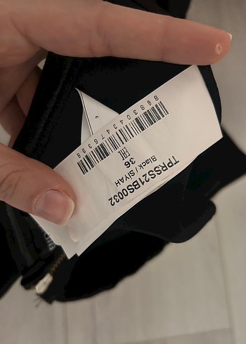 Siyah Drapeli Mini crop - Görsel 3