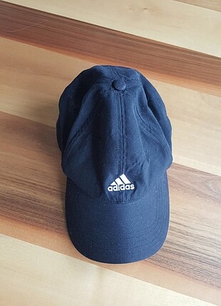 Adidas sapka